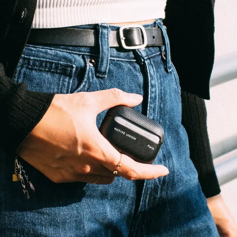 Native Union Re(Classic) Schutzhülle für AirPods Pro Gen 2, Zellulose, Polyester, Polyurethan, 12 g, Schwarz
