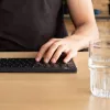 R-Go Tools Ergonomische Tastatur R-Go Compact Break, kompakte Tastatur mit Pausen-Software, QWERTZ (DE), Bluetooth, schwarz
