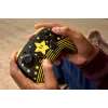 Turtle Beach Rematch TBC-8101-75 kabelloser Controller für Nintendo Switch, Super Mario Star, Schwarz/Gelb