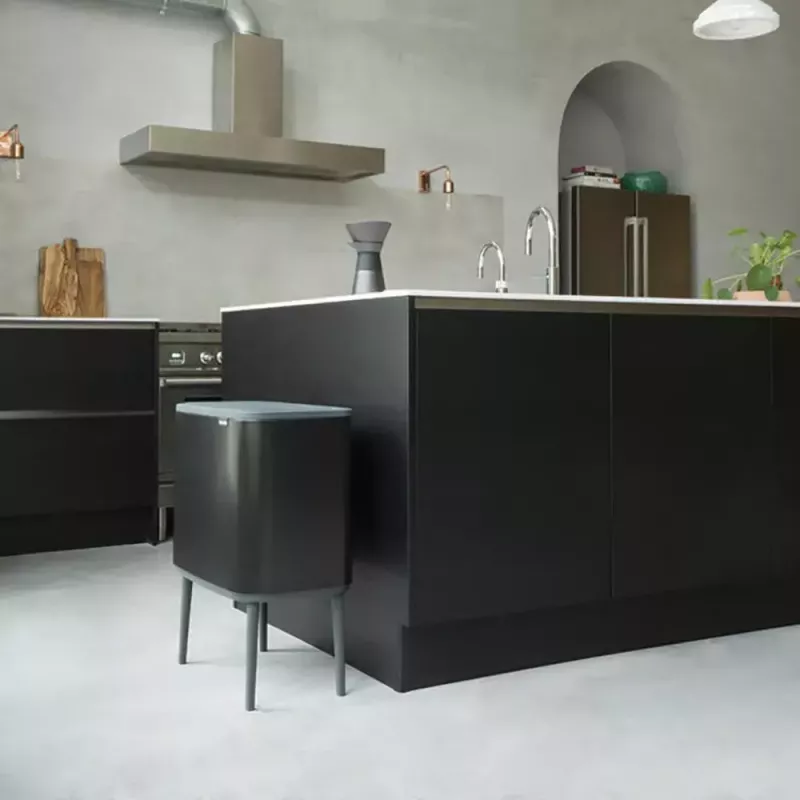 Mülleimer Brabantia 316067 33L Rechteckig Edelstahl Schwarz