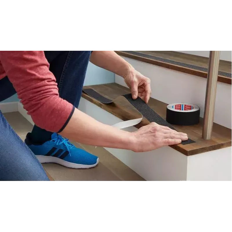 Rutschfester Badstreifen TESA 55587-02 Schwarz