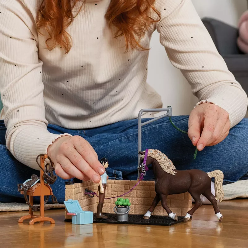 Animal Schleich HORSE CLUB Waschplatz mit Emily & Luna