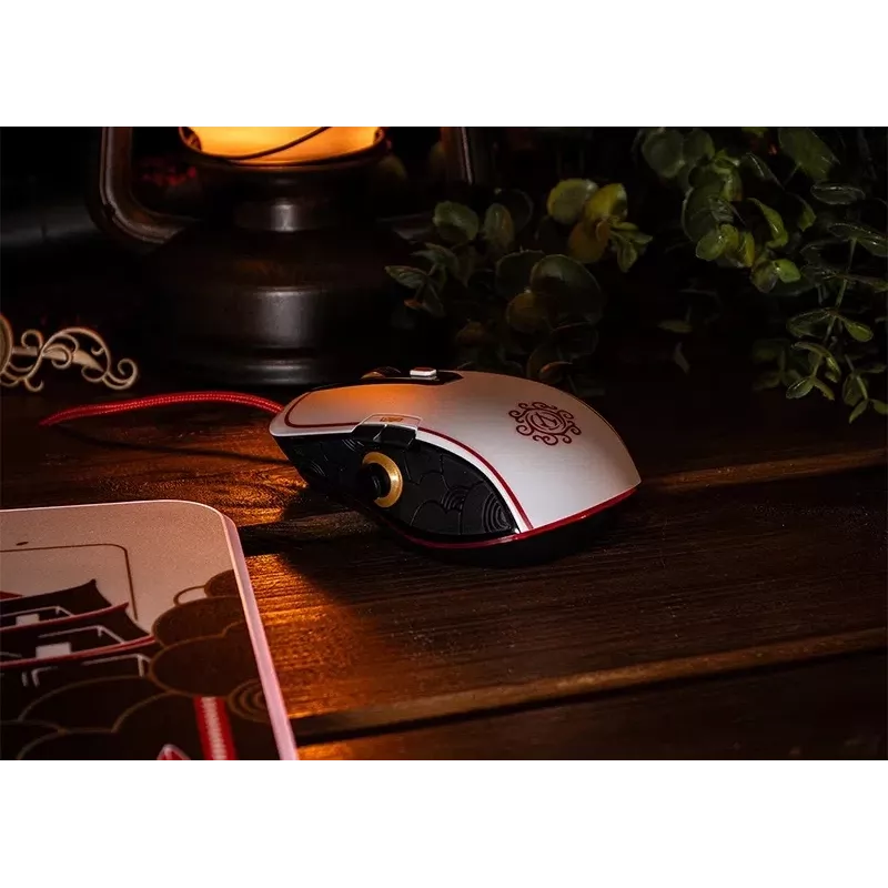 Lexip X Ubisoft - Assassin's Creed - Shadows Maus, Rechtshänder, Optisch, USB Typ-A, 12000 DPI, Schwarz, Gold, Rot, Weiß