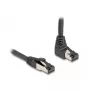 Netzwerkkabel DeLOCK RJ45 Cat.8.1 90° abwärts abgewinkelt / gerade 0,5 m schwarz