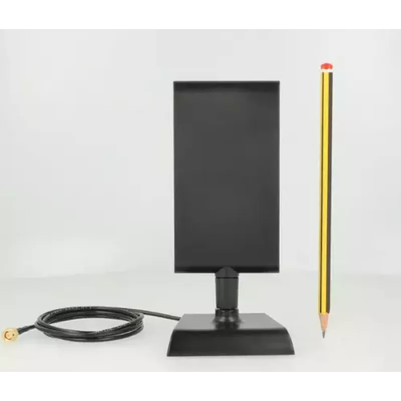 Delock 88992 LTE-Antenne, SMA, 2-4 dBi, omnidirektional, Magnetfuß, ULA 100 1 m Kabel, Schwarz