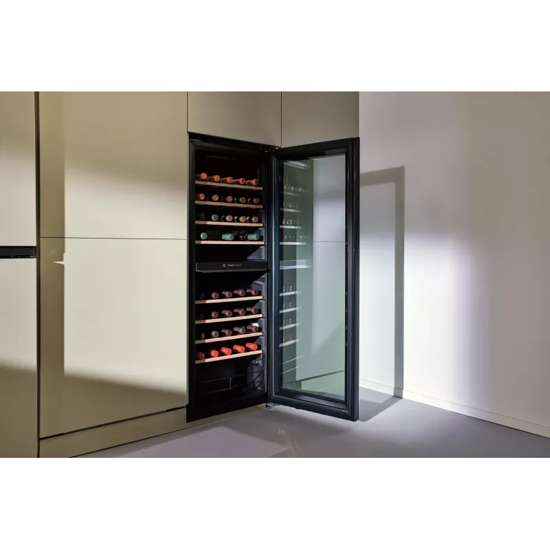 Candy CNWQ4G56G2 Kompressor-Weinkühler freistehend Schwarz 56 Flaschen