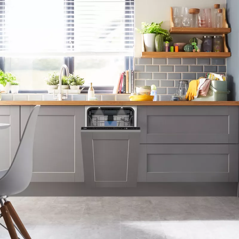 Beko BDIS38040Q Integrierter Slimline-Geschirrspüler mit AquaIntense®