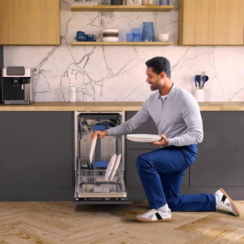 Beko BDIS38040Q Integrierter Slimline-Geschirrspüler mit AquaIntense®