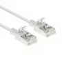 ACT Weiß 0,5 m LSZH U/FTP CAT6A Rechenzentrums-Slimline-Patchkabel rastnasenfrei mit RJ45-Steckern