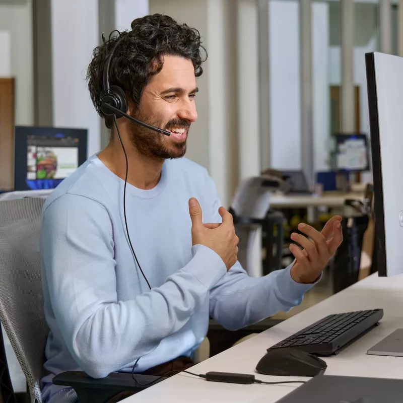 Kabelgebundenes Stereo-Headset HP Poly Mission 425 USB — Bulk, Gewicht 132 g