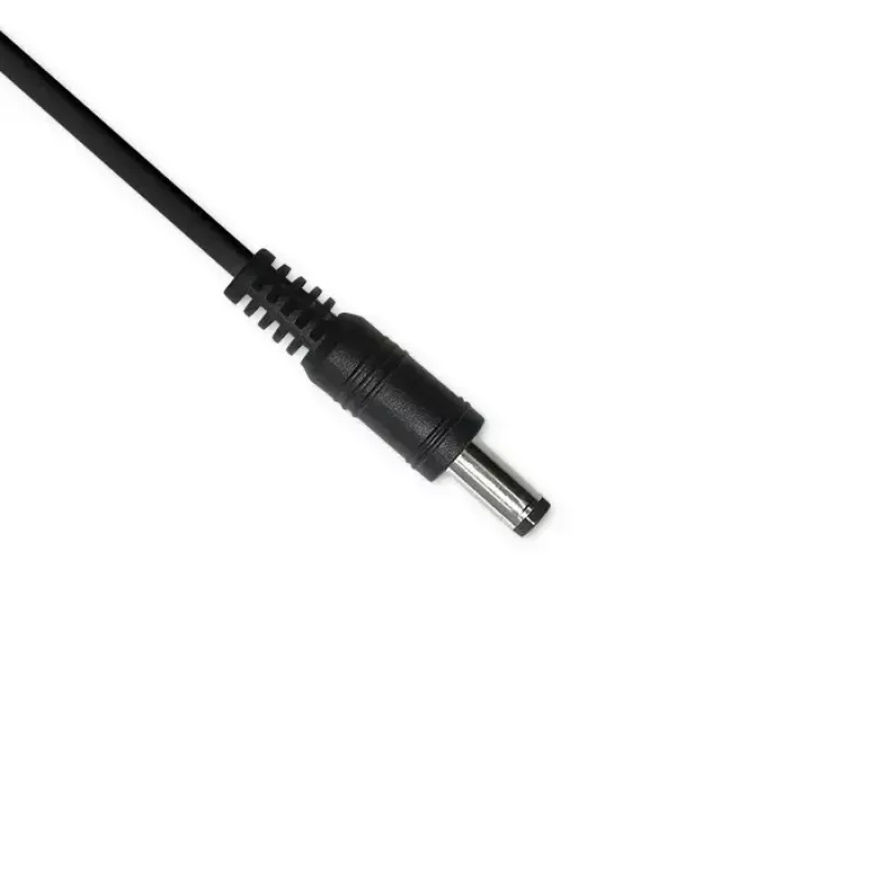 Qoltec 52397 Steckernetzteil, 24 W, 12 V, 2 A, 5,5 x 2,1 mm