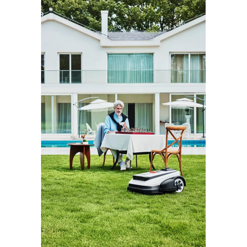 Ecovacs GOAT A1600 LiDAR PRO EU Roboter-Rasenmäher Akku Schwarz, Weiß