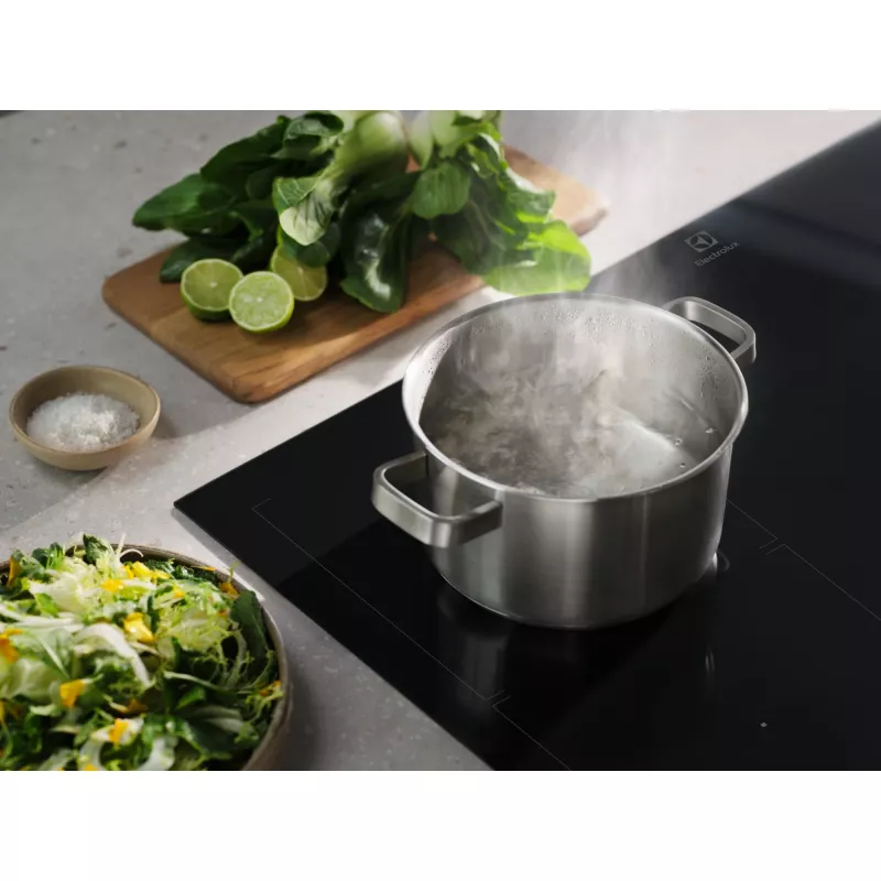 Electrolux EIV634 Schwarz Einbau 60 cm Zonen-Induktionskochfeld 4 Zone(n)