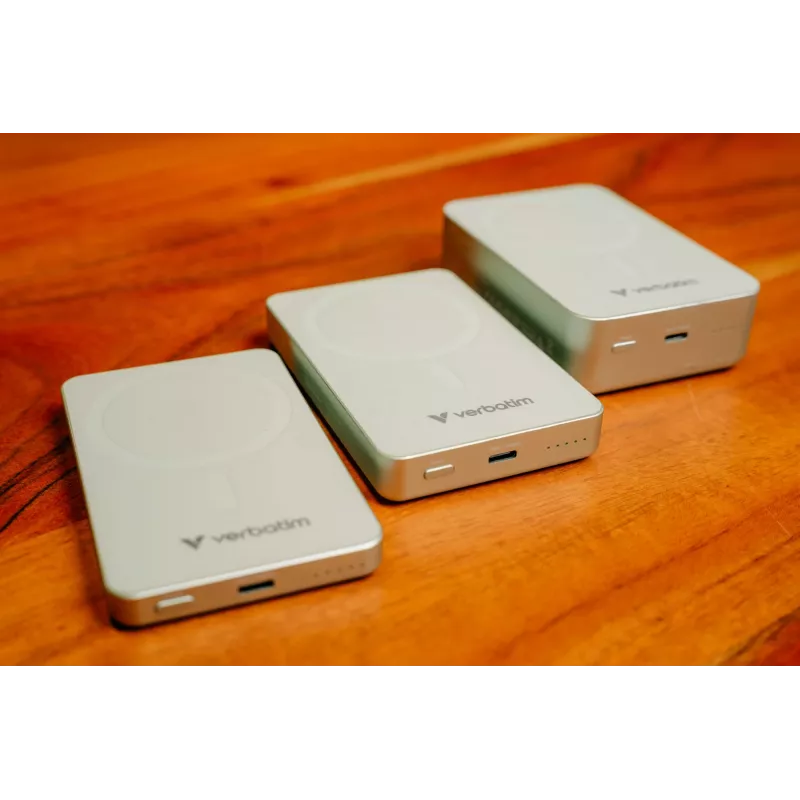 Verbatim Charge 'n' Go Essentials Magnetische kabellose Powerbank 5000 mAh Grün