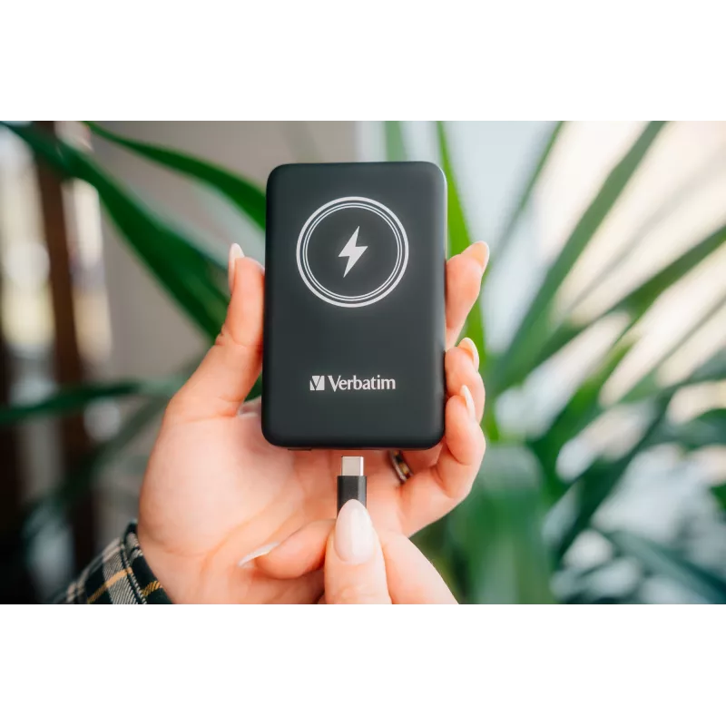 Powerbank VERBATIM Charge AnA Go 5000 mAh magnetisch kabellos, Schwarz