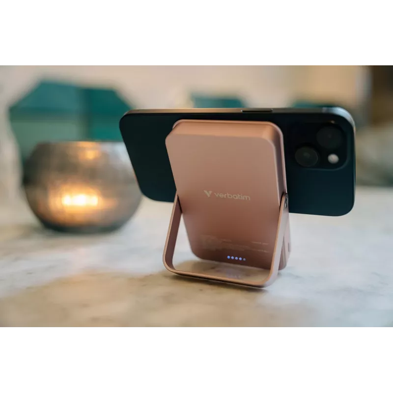 Verbatim Charge 'n' Go Magnetic Wireless Power Bank mit Ständer – 10000 mAh Schwarz