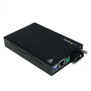 StarTech.com 10/100 Mbps Singlemode Glasfaser-Medienkonverter SC 30 km