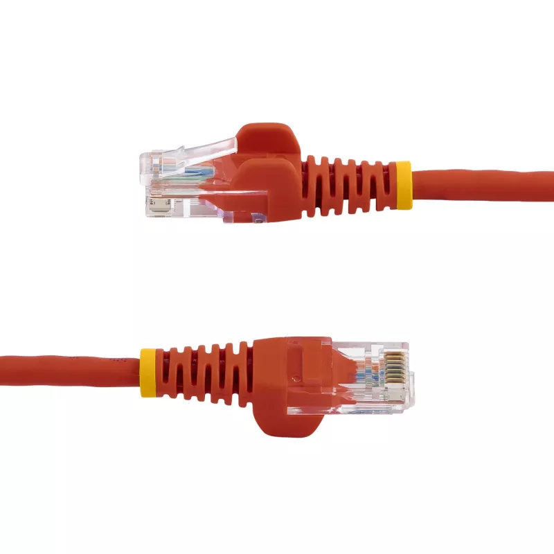StarTech.com Cat5e Patchkabel mit Snagless RJ45-Steckern – 2 m, Rot