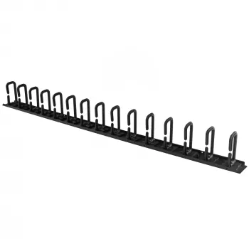 StarTech.com Vertikaler Kabelorganizer mit D-Ring-Haken – 0U – 2,8 Fuß