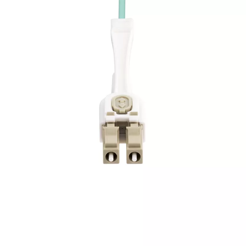 StarTech.com 8m (26.2 Fuß) LC zu LC (UPC) OM4 Multimode Glasfaserkabel mit Push-Pull-Laschen, 50/125 µm, 100G, biegeunempfindlich, geringe Einfügedämpfung – LSZH Glasfaser-Jumperkabel