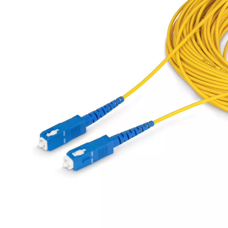 StarTech.com 100m SC zu SC (UPC) OS2 Singlemode Simplex Glasfaserkabel, 9/125µm, 40G/100G, biegeunempfindlich, geringe Einfügedämpfung, LSZH Glasfaser-Jumperkabel