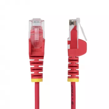StarTech.com 2,5 m schlank-CAT6-Ethernet-Kabel, Rot, rastnasenschutz, 100 W PoE, UTP, LSZH, 28AWG reiner blanker Kupferdraht, schlank RJ45 Netzwerk-Patchkabel mit Zugentlastung, einzeln getestet