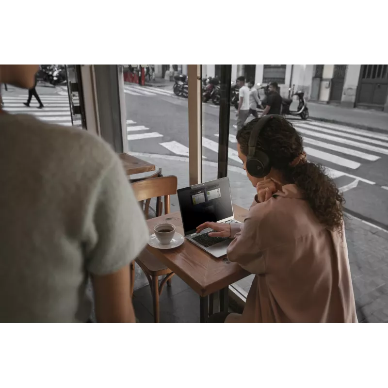 Laptop HP EB6G1ah14 14 Zoll R5-220 16 GB 512 GB AMD Radeon Windows 10