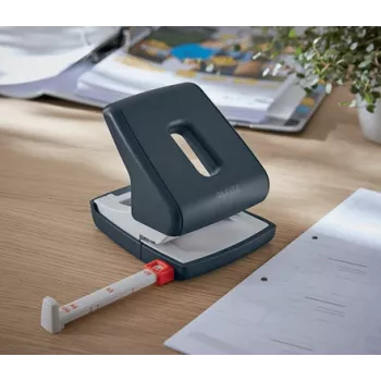Leitz Cosy Locher 2-fach 30 Blatt, 30 Blatt, Schwarz, Kunststoff, 8 cm, 5,5 mm, A4, A5, A6, Folio, US-Quart, 8 x 8 x 8 cm