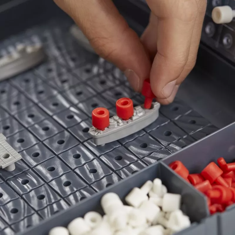 Brettspiel HASBRO Battleship Strategie – Tischstrategiespiel, empfohlen ab 7 Jahren