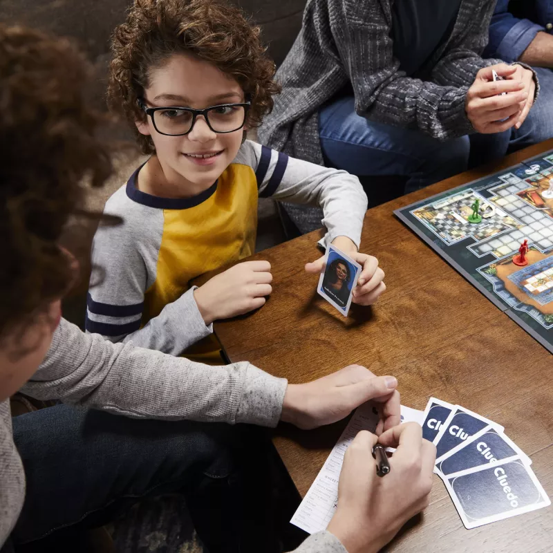 Brettspiel Hasbro Gaming Cluedo Detective 8+ 45 min
