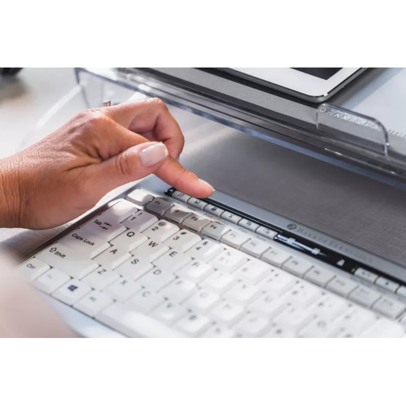 BakkerElkhuizen S-board 840 BE Azerty, Tenkeyless (80–87 %), Kabelgebunden, USB, Scherenschalter, AZERTY, Hellgrau, Weiß