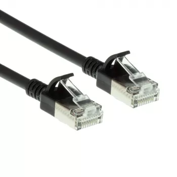 ACT Schwarz 0,5 Meter LSZH U/FTP CAT6A Datacenter Slimline Patchkabel snagless mit RJ45-Steckern