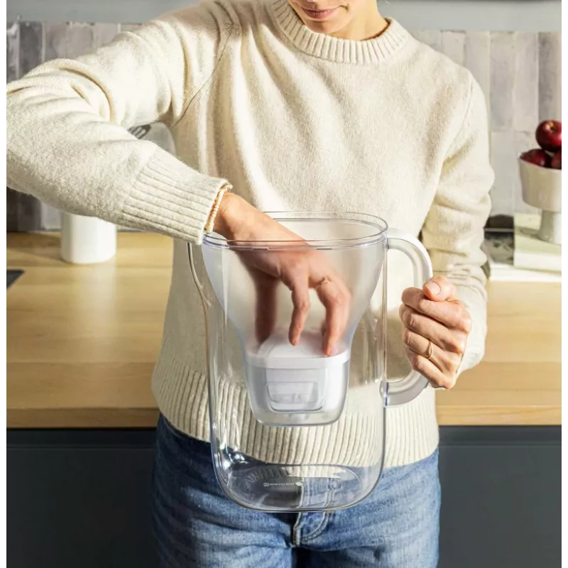Wasserfilterkanne BRITA Style Essential XL mit MAXTRA PRO Pure Performance Kartuschen (3) — weiß