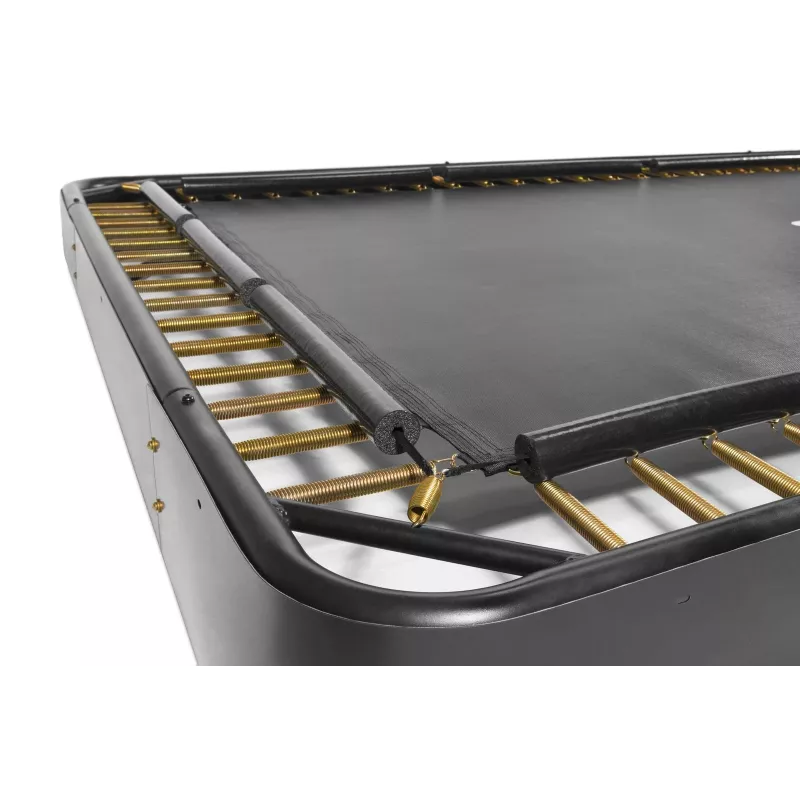 Oberirdisches rechteckiges Trampolin Salta 5365A — Outdoor, rechteckig, 76 Spiralfedern, max. Belastung 120 kg, Alter 5+