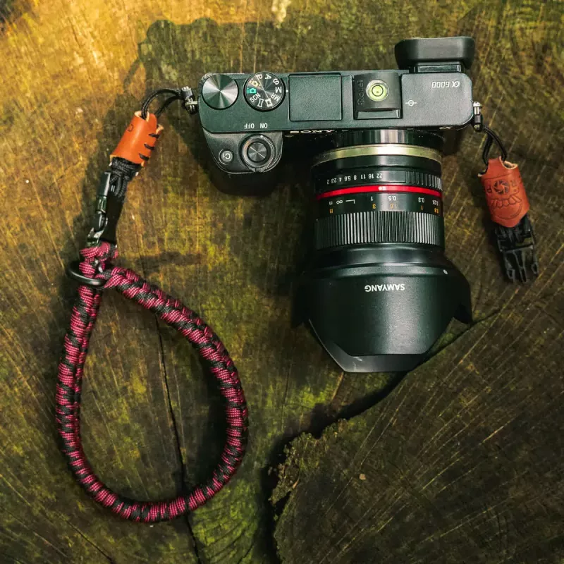 C-ROPE Claw Paracord Kamerahandschlaufe, 30 cm, Rot