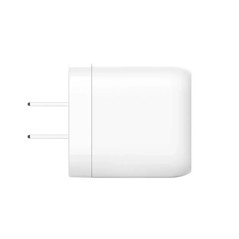Silicon Power QM25 30W Wandladegerät mit zwei Anschlüssen, USB-C und USB-A, weiß (SP30WASYQM252PCW)