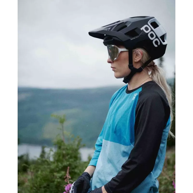 POC Kortal Race MIPS Helm in Schwarz