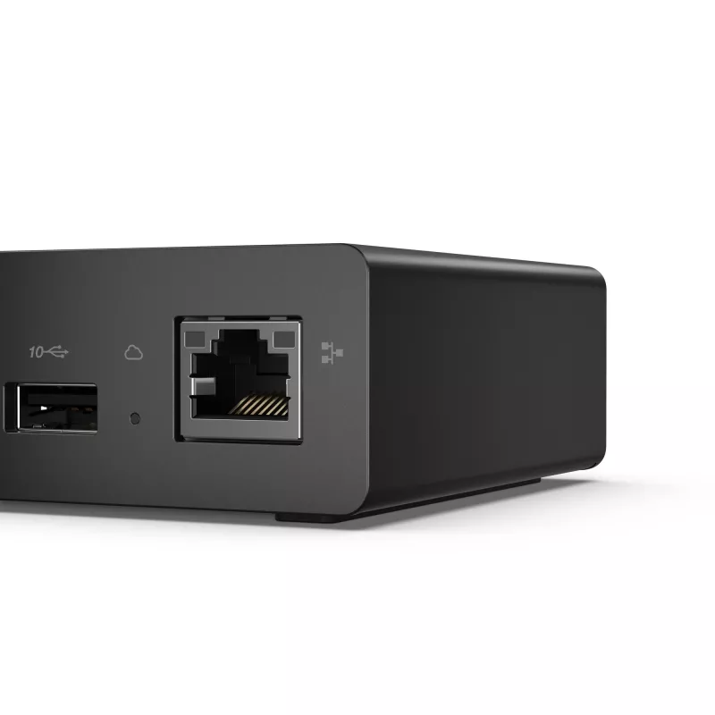 Lenovo ThinkPad USB4 Smart Dock 5500 mit 135W Adapter Kabelgebunden Schwarz