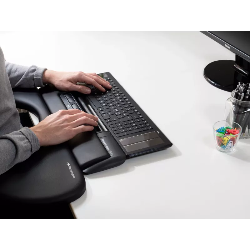 Mousetrapper Type Tastatur QWERTY Nordic USB-A + Bluetooth, Full-size (100%), Kabelgebunden & Kabellos, USB + Bluetooth, Schwarz