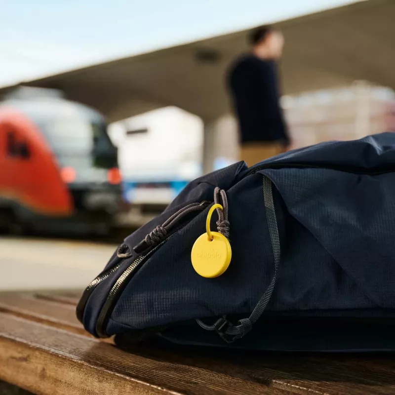 Chipolo POP Bluetooth Tracker mit austauschbarer Batterie für iOS & Android, Blau