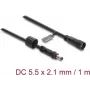 Delock DC-Verlängerungskabel 5,5 x 2,1 mm Stecker auf Buchse mit Schraubverschluss M12 x 1,75 mm Gewinde wasserdicht 18 AWG, 1 m Schwarz