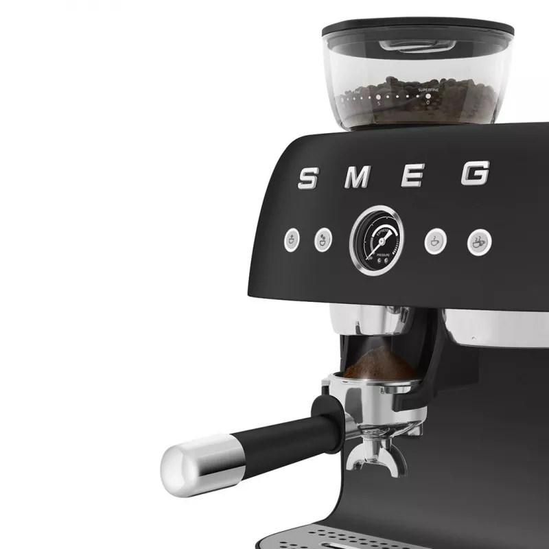 Smeg EGF03BLMEU Espressomaschine mit Mahlwerk, 1650 W, Schwarz
