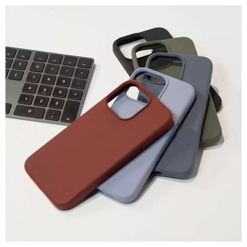 Evelatus Apple iPhone 15 Premium Soft Touch Silicone Case Black