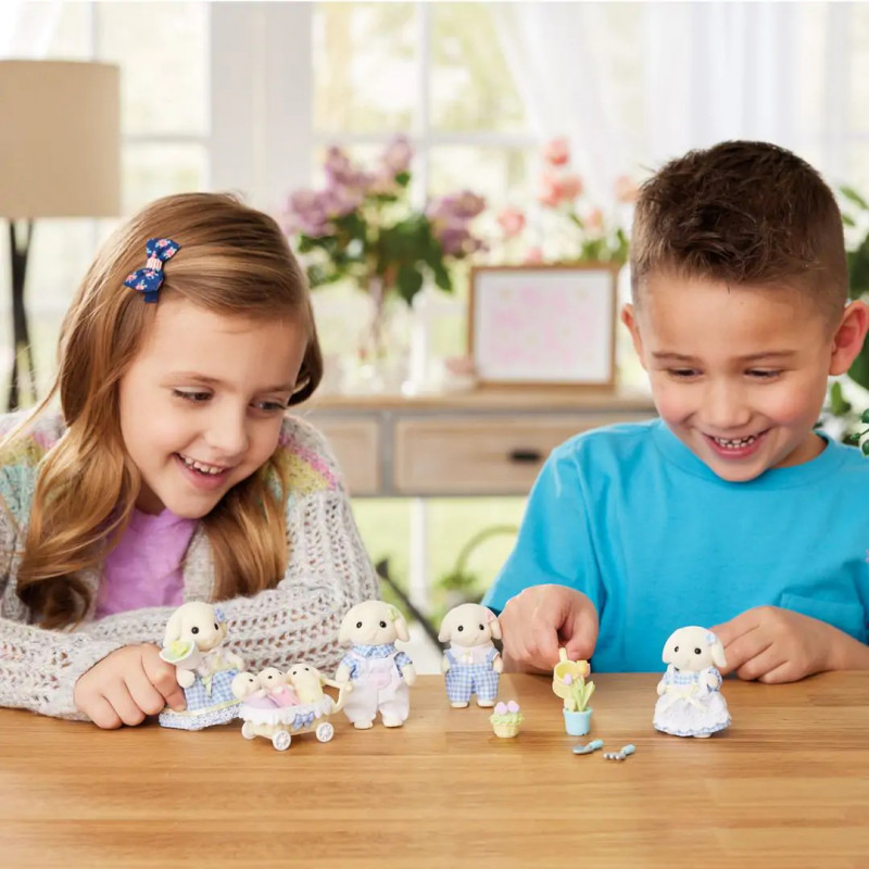 EPOCH Sylvanian Families - Blumen- und Garten-Spielset mit Figuren