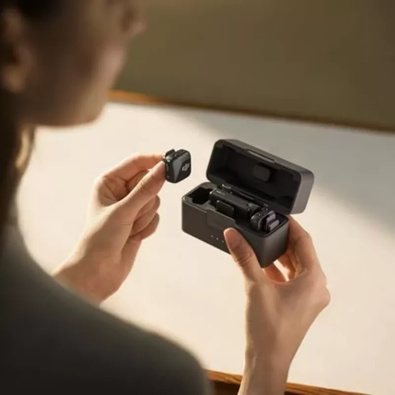 DJI Mic Mini (2 TX + 1 RX + Ladecase) Drahtloses Mikrofon-Kit - Dunkelgrau