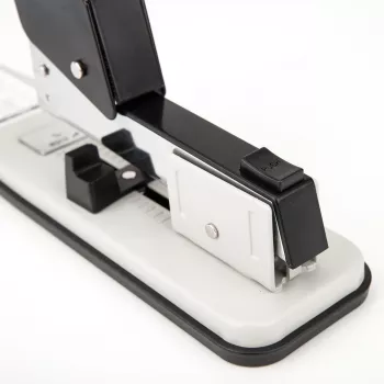 DELI E0392 Heavy Duty Heftgerät, 60 Blatt Kapazität, Schwarz/Silber