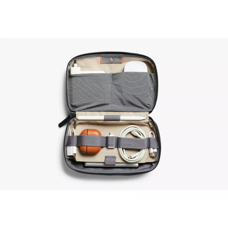Bellroy Tech Kit - Organizer für Mobilzubehör (Navy)