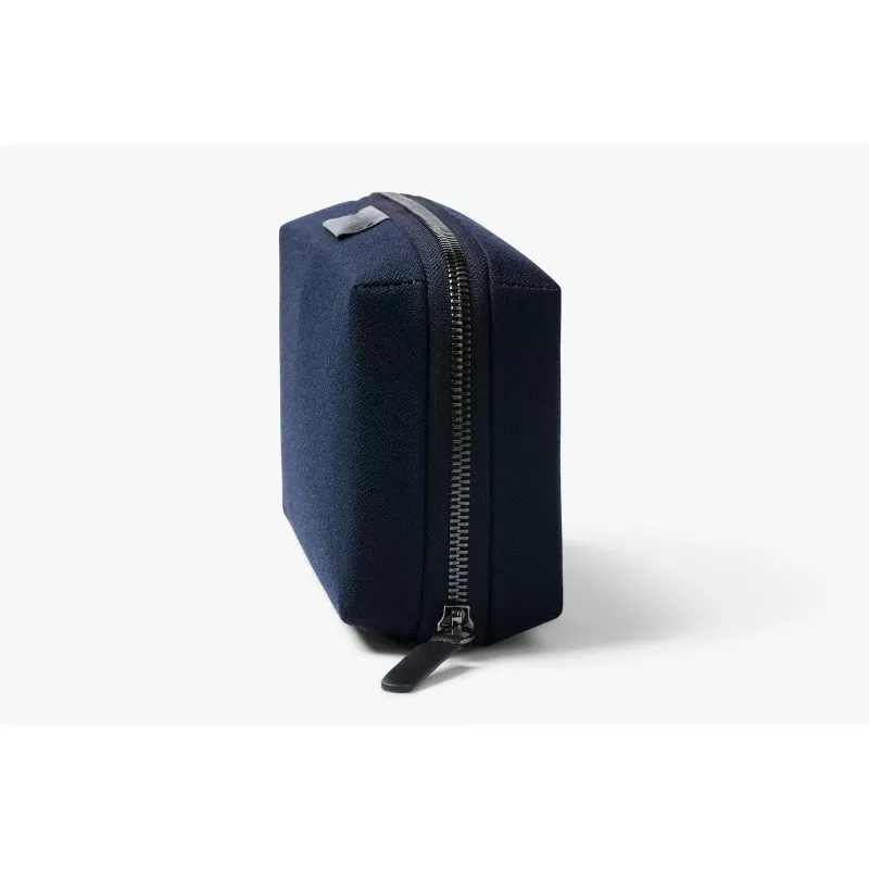 Bellroy Tech Kit - Organizer für Mobilzubehör (Navy)