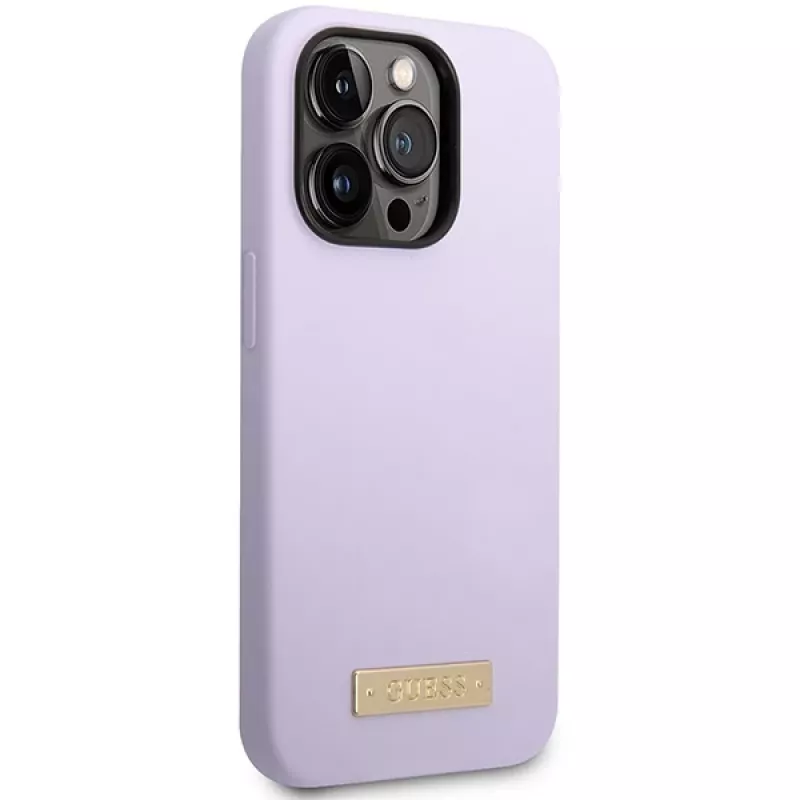 Guess GUHMP14LSBPLU Silikon-Hardcase mit Logo-Platte für Apple iPhone 14 Pro 6,1 inch - Lila, MagSafe-kompatibel