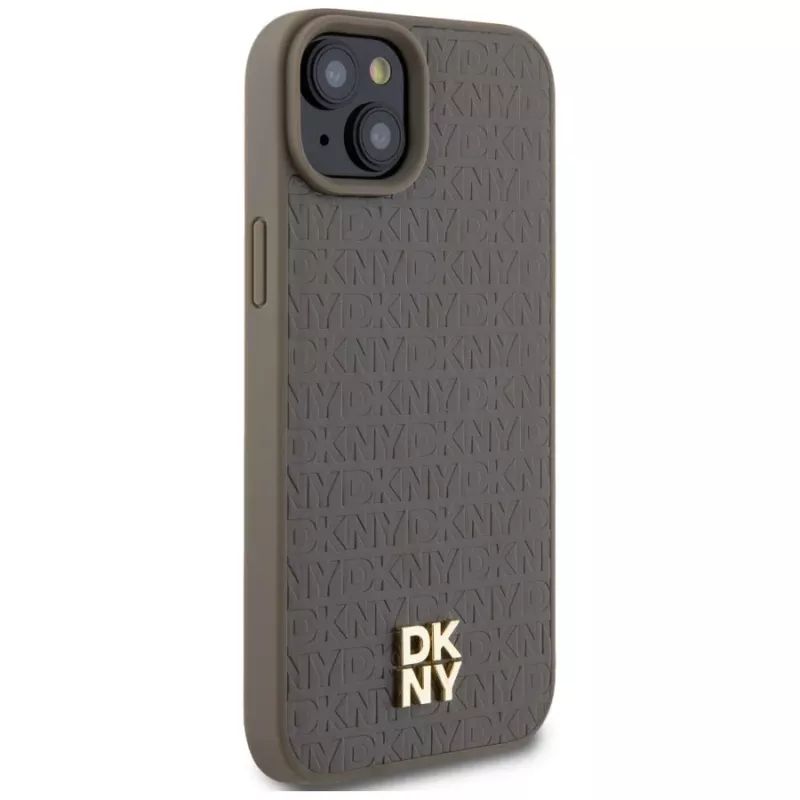 DKNY DKHMP15SPSHRPSW iPhone 15 / 14 / 13 6,1 inch Hardcase Braun Lederoptik Metall-Logo MagSafe
